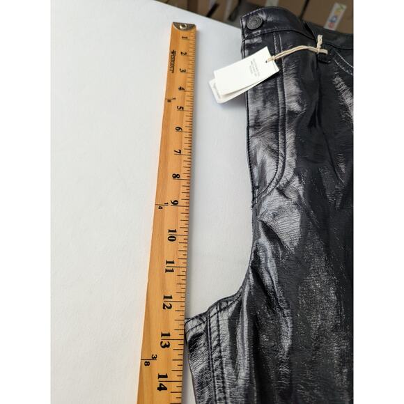 Abercrombie & Fitch 90s Straight Ultra High Rise Vegan Leather Pants Black 31/12 - Picture 10 of 11